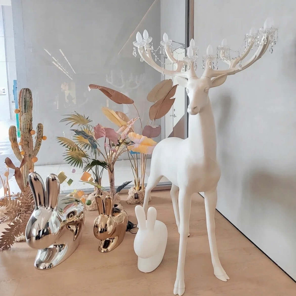 Zylarin Resin Floor Lamp