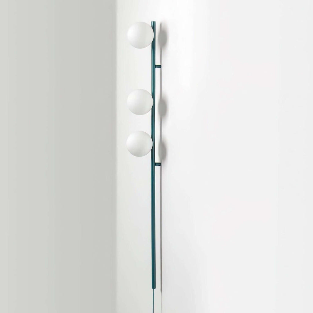 Zyvra Wall Lamp