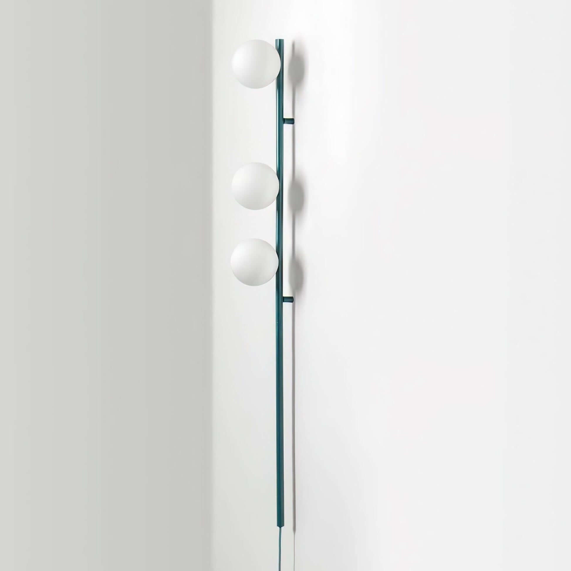 Zyvra Wall Lamp
