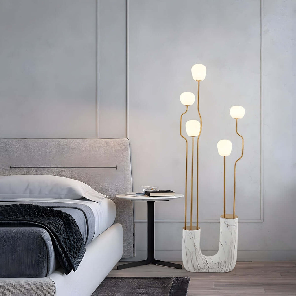 Aenor Floor Lamp