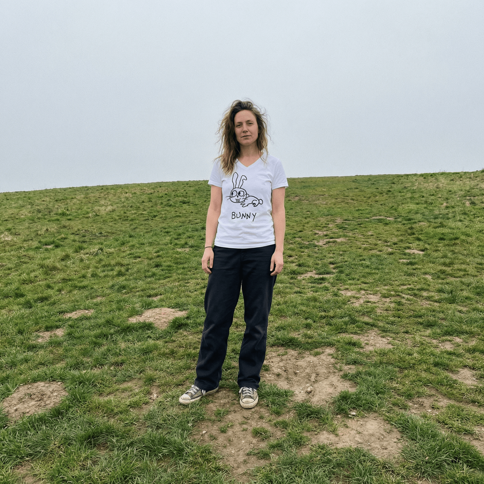 Bunny - V-Neck T-Shirt