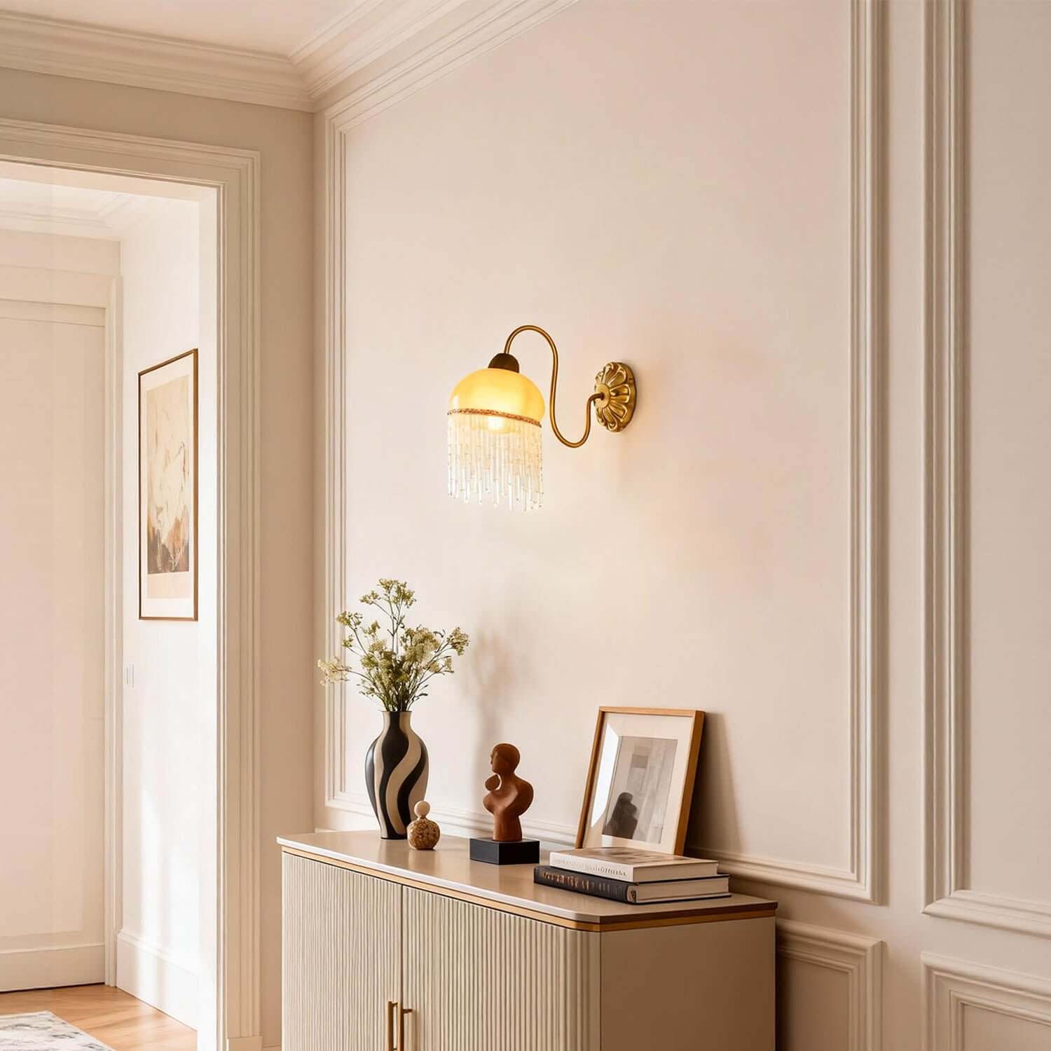 Cavine Wall Lamp