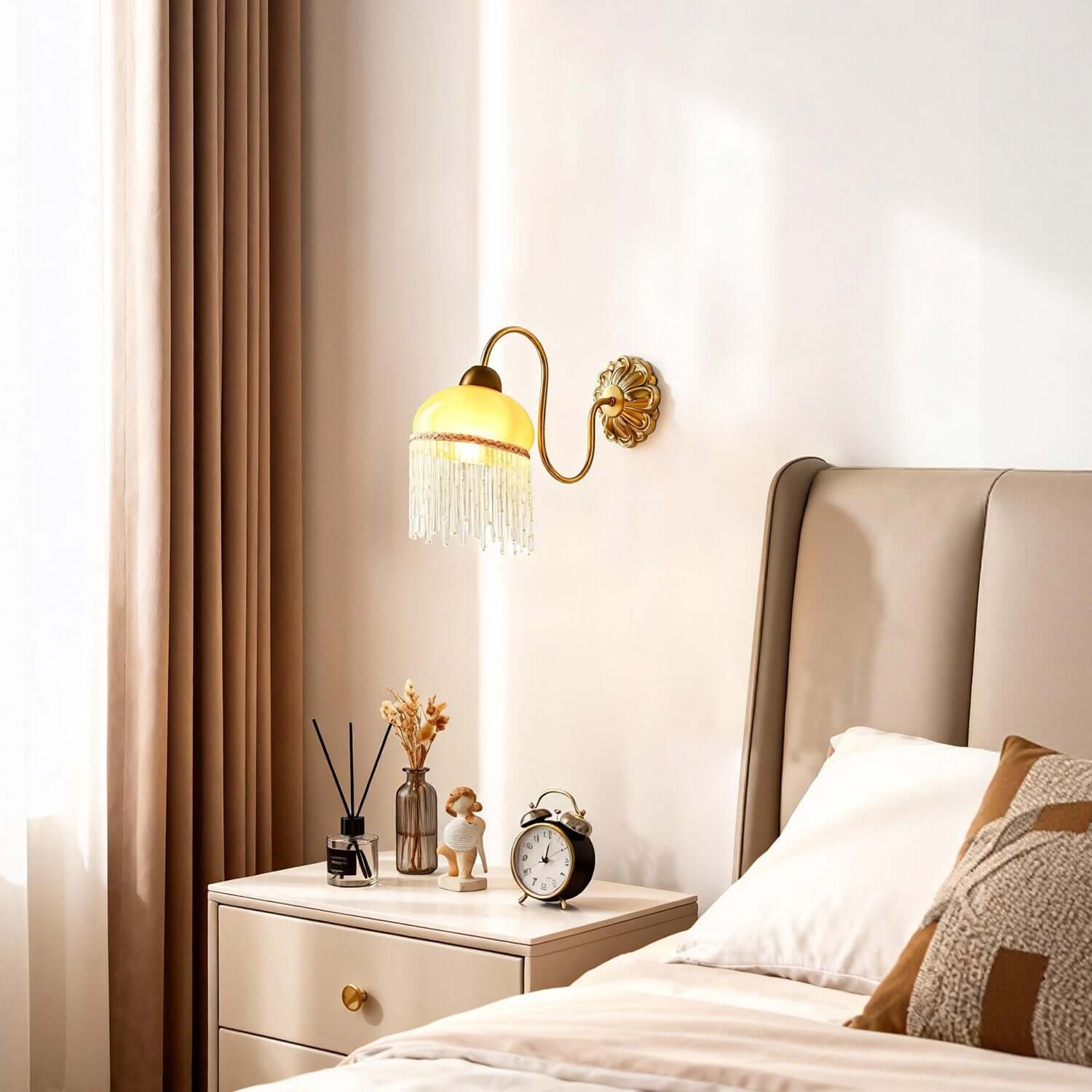 Cavine Wall Lamp