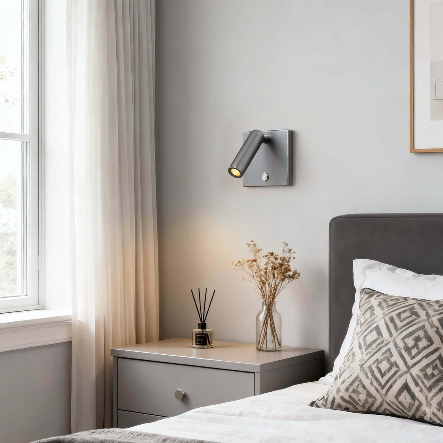 Cevro Wall Light