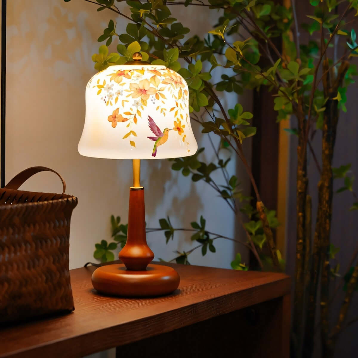 Cymora Table Lamp