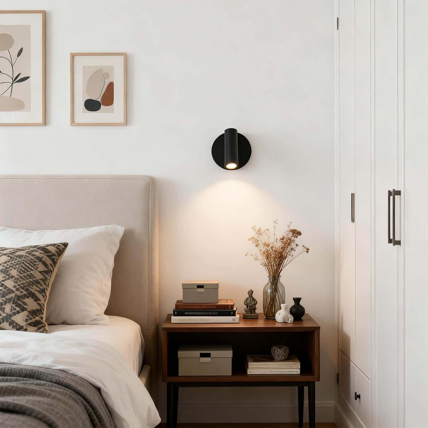 Davor Wall Light
