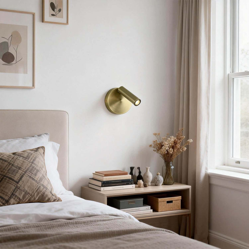 Davor Wall Light