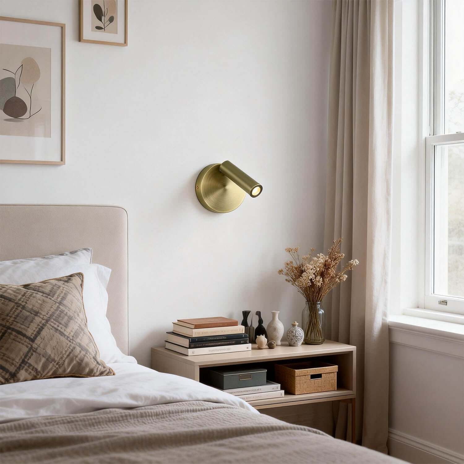 Davor Wall Light
