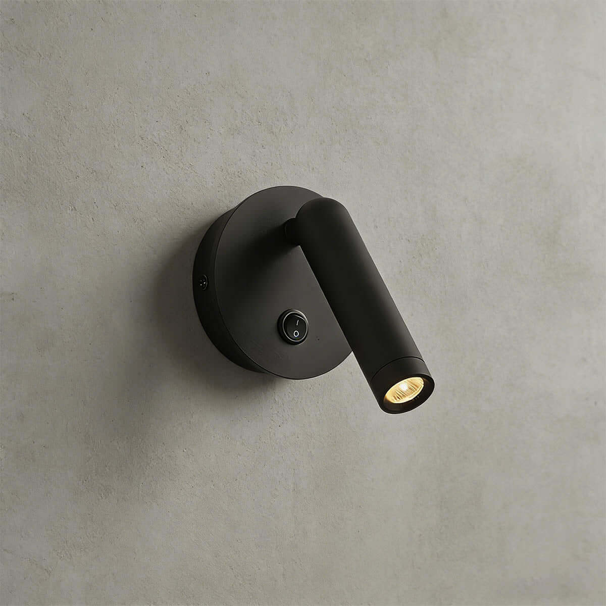 Dylok Wall Light