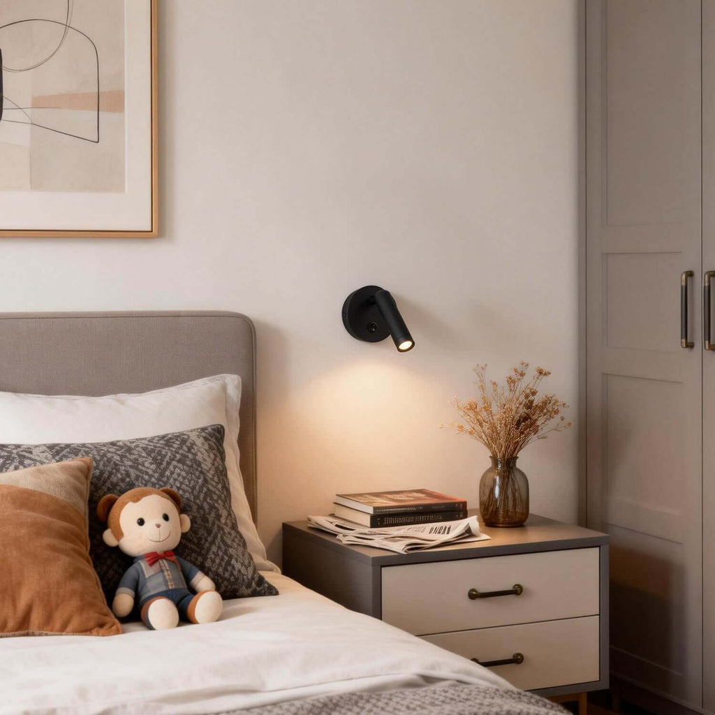 Dylok Wall Light