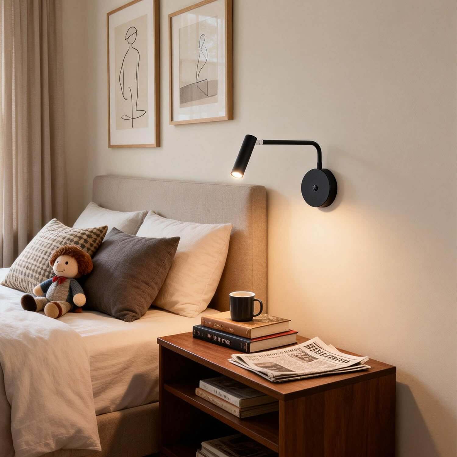 Dymor Wall Light