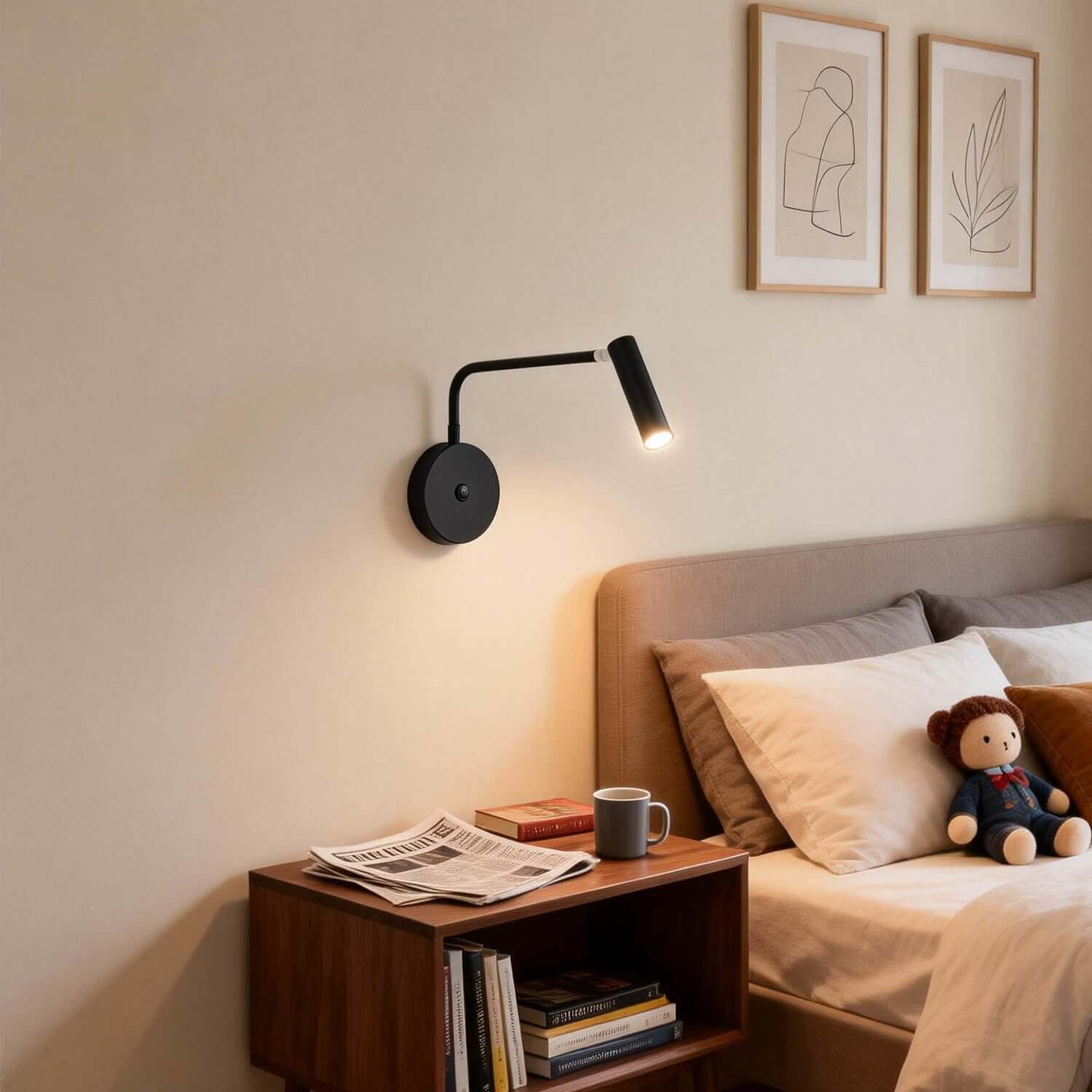 Dymor Wall Light