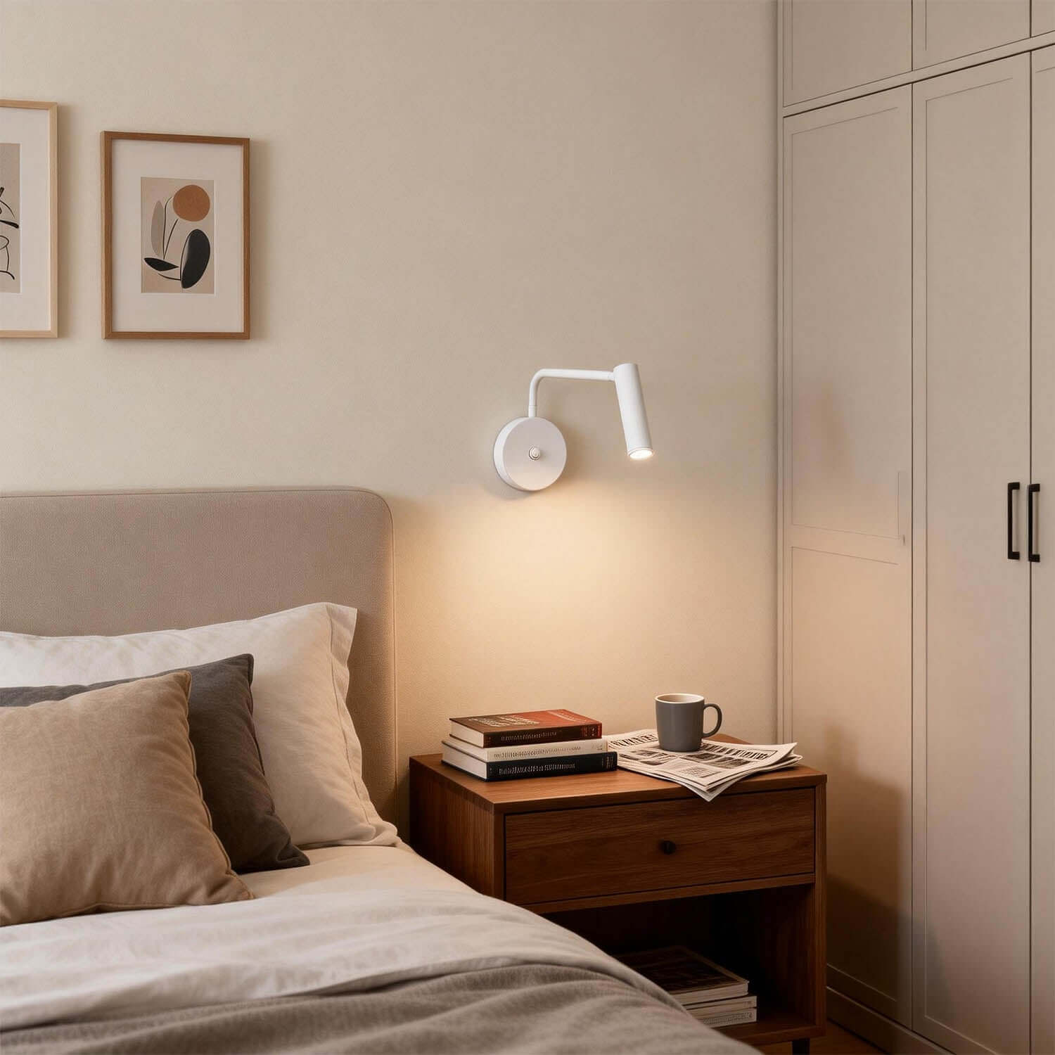 Dymor Wall Light