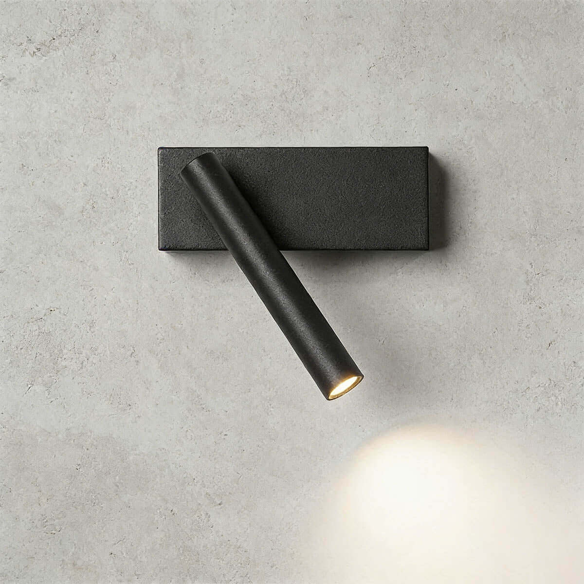 Fruno Wall Lamp