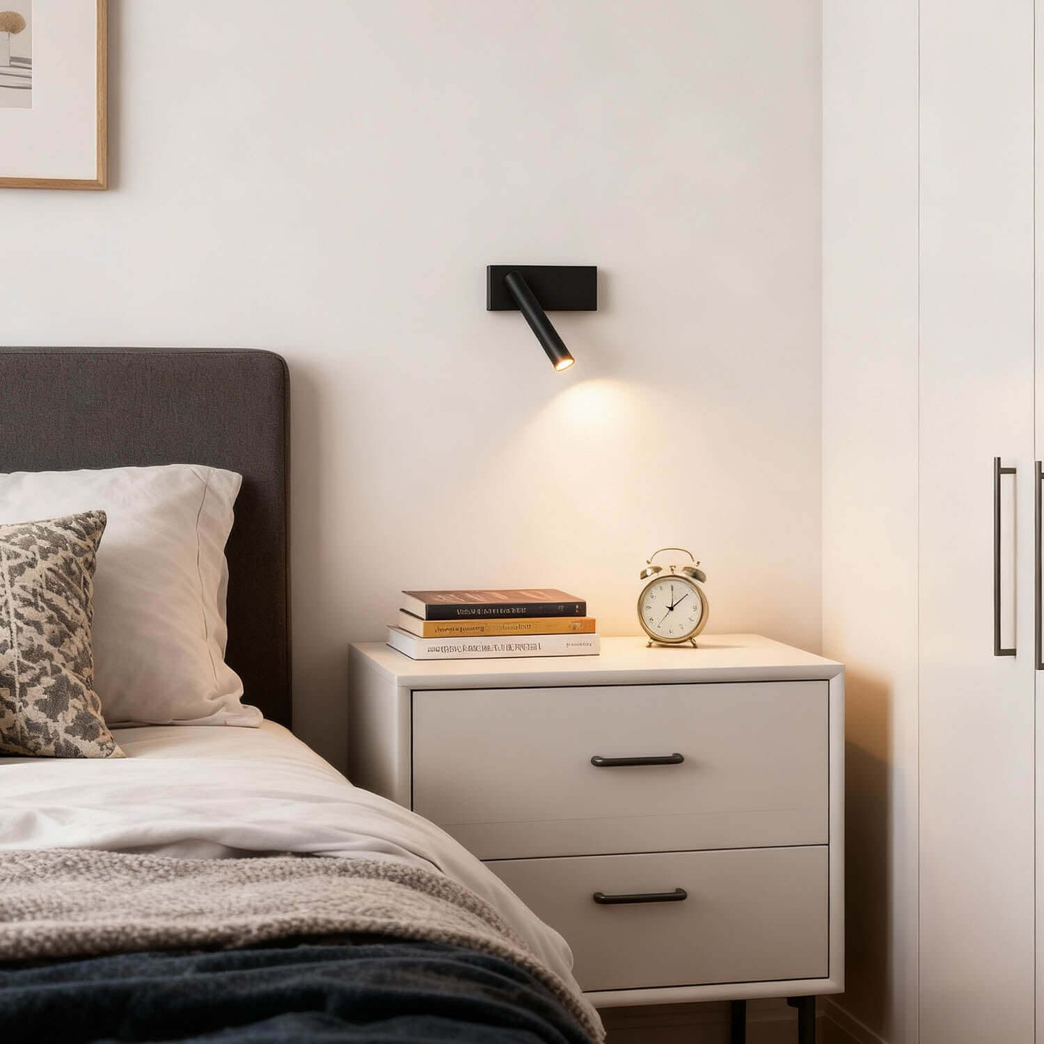Fruno Wall Lamp