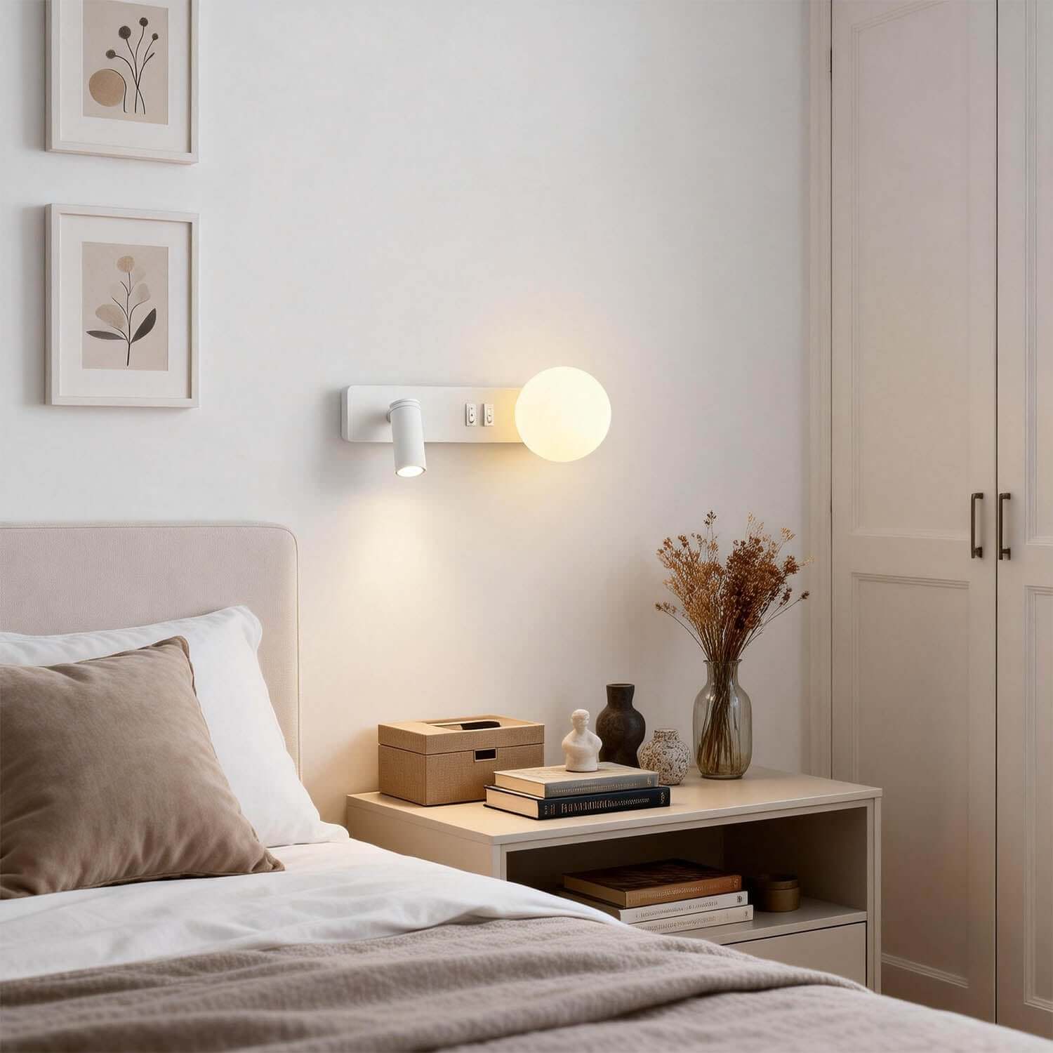 Fynix  Wall Light