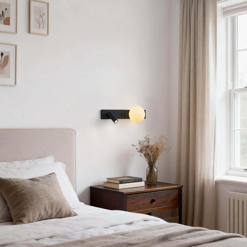 Fynix  Wall Light