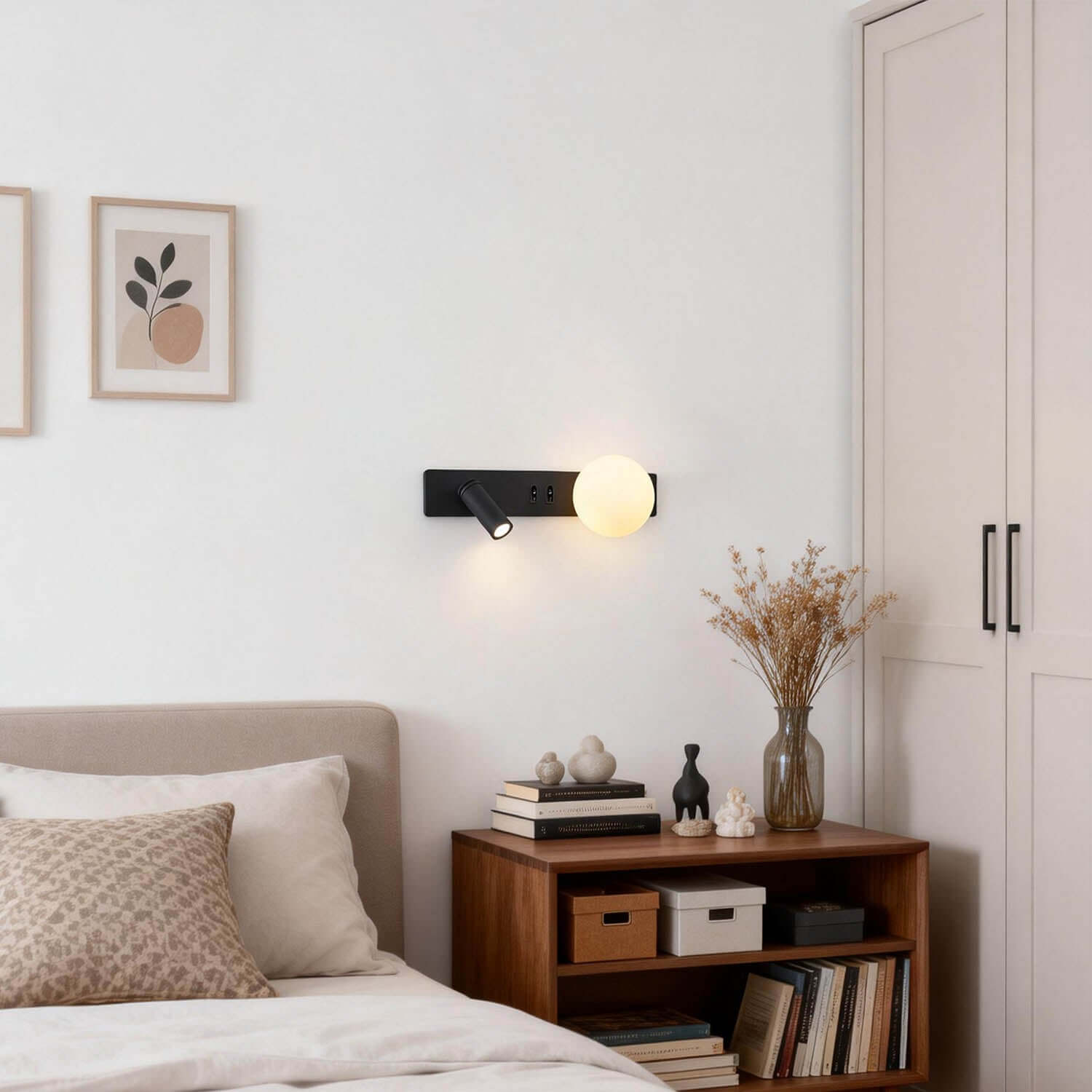 Fynix  Wall Light