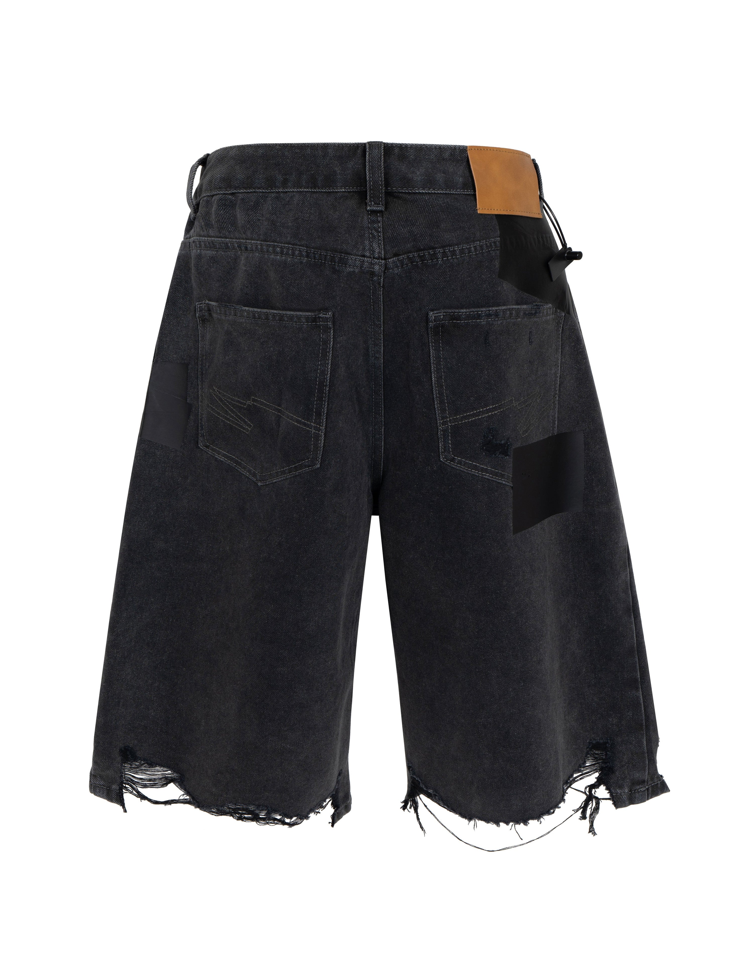 NOIR CUTOFF DENIM SHORTS