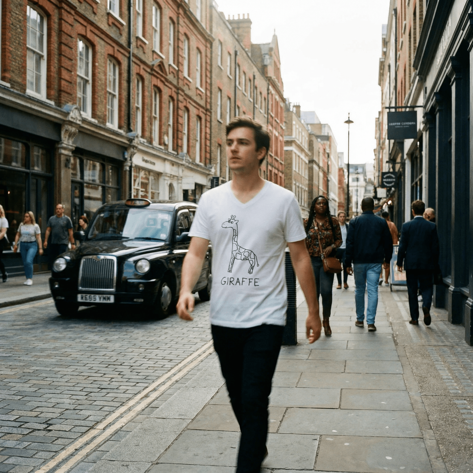 Giraffe - V-Neck T-Shirt