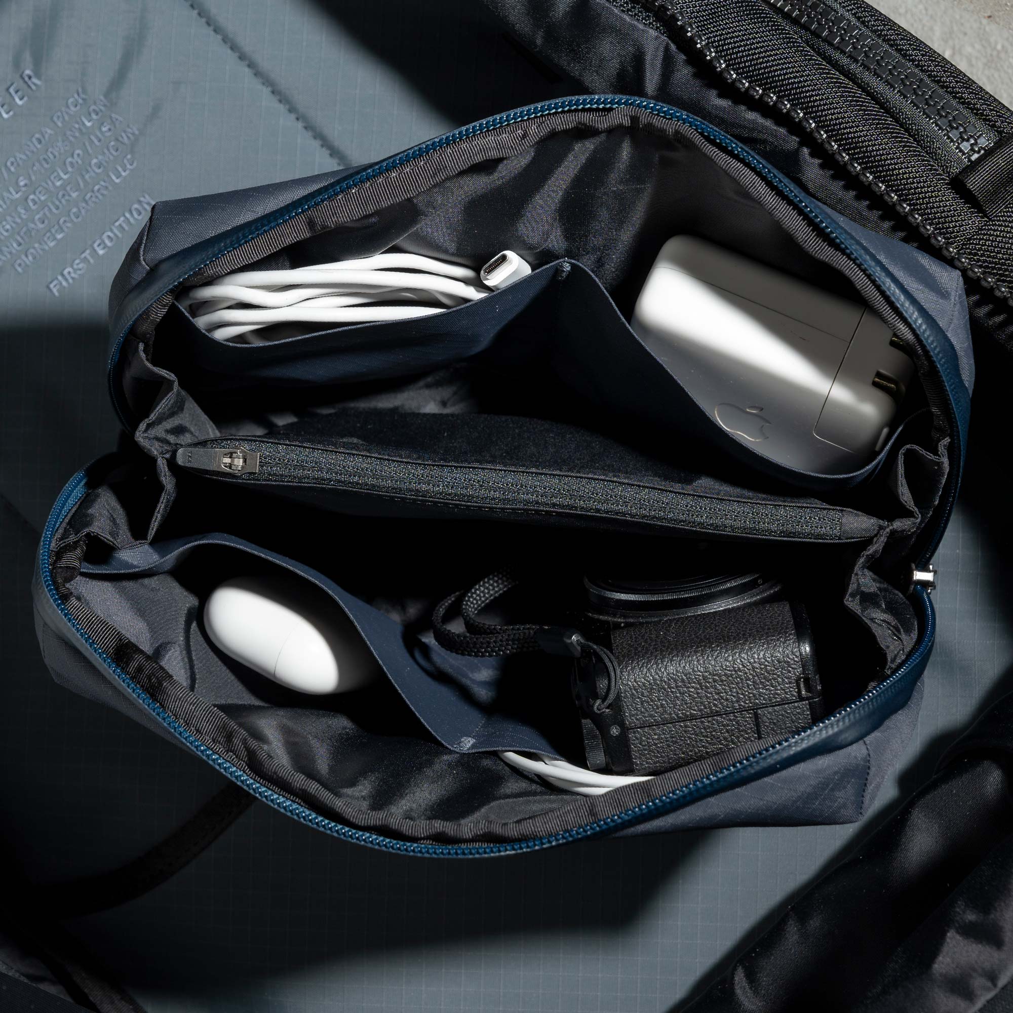 Global Pouch XL