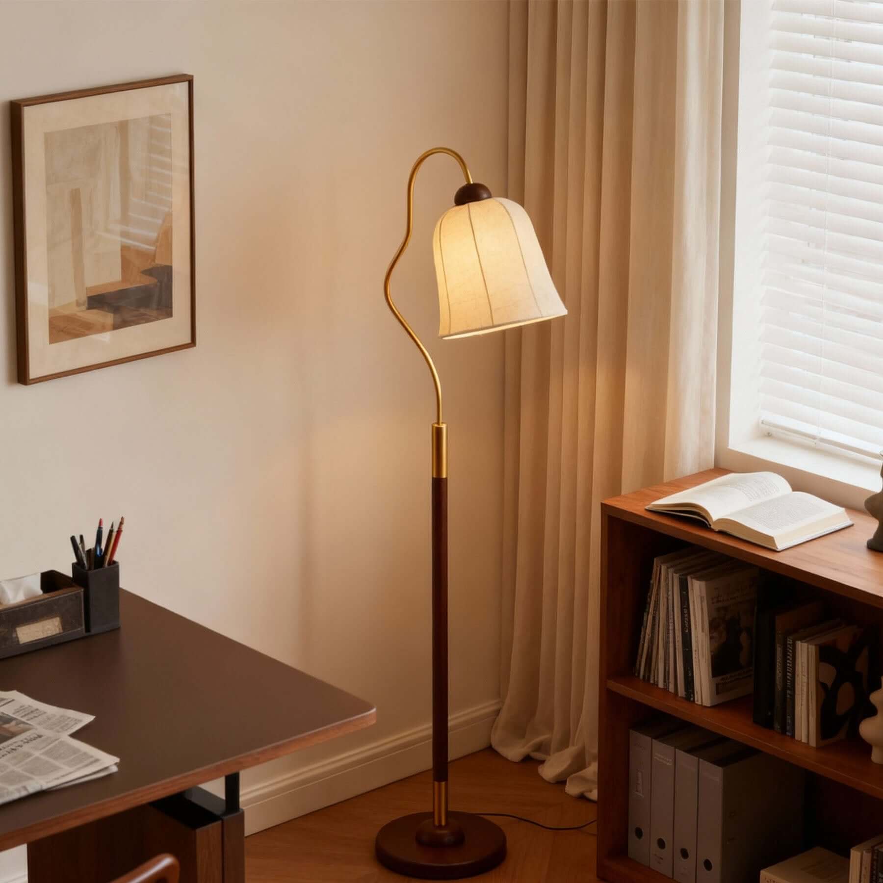 Kavilo Floor Lamp