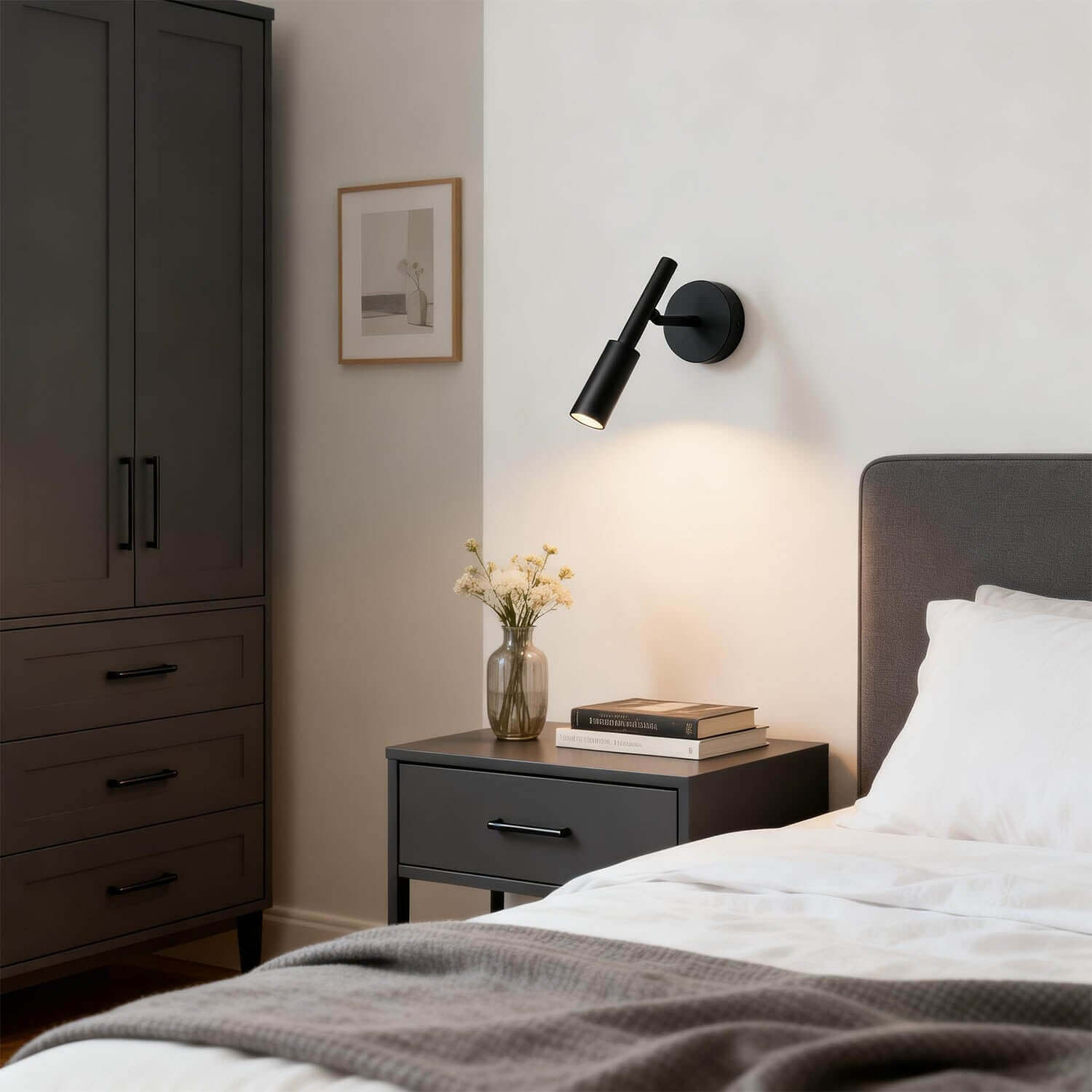 Kelon Wall Light