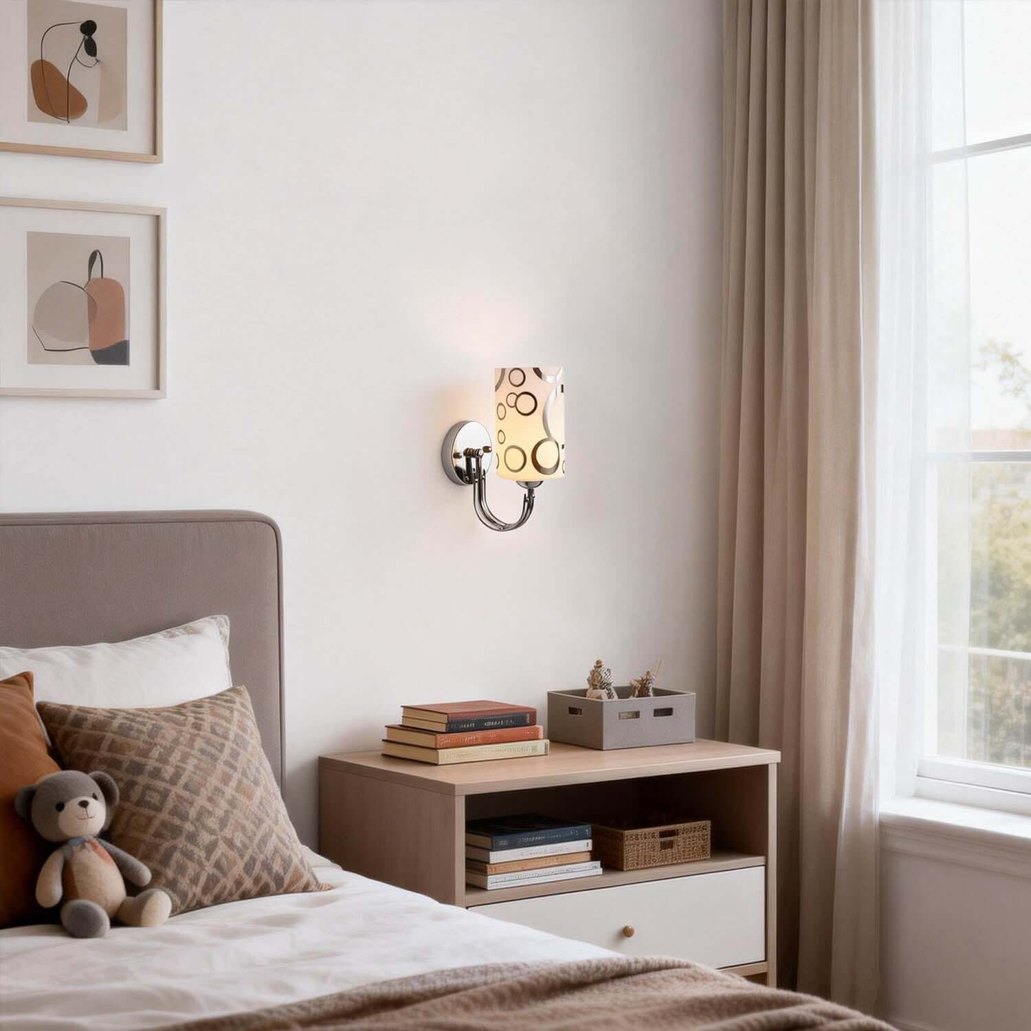 Kivon Wall Light