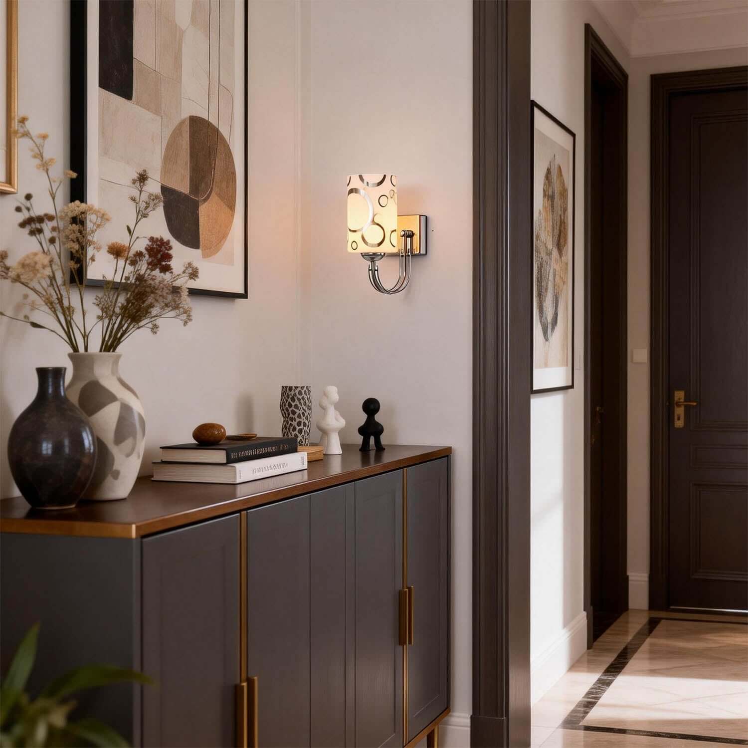 Kivon Wall Light