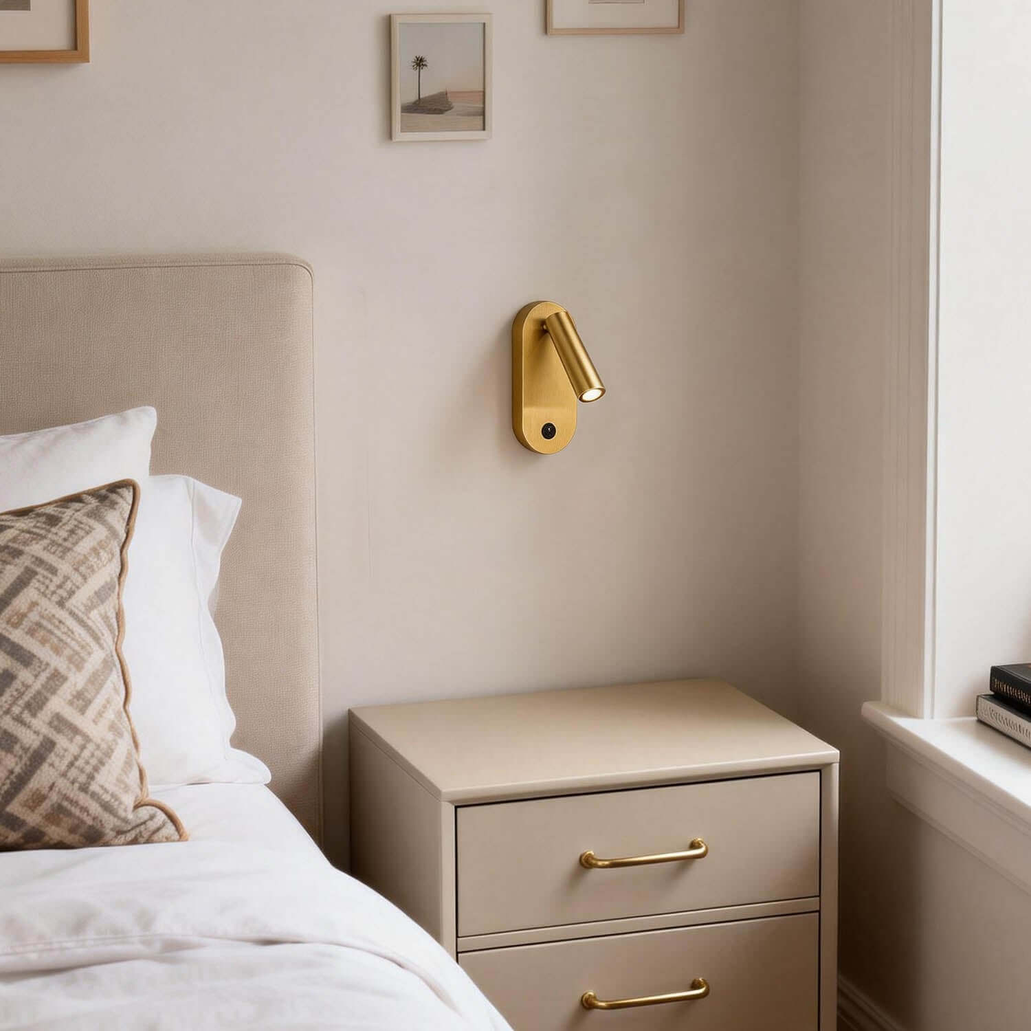 Laxor Wall Light