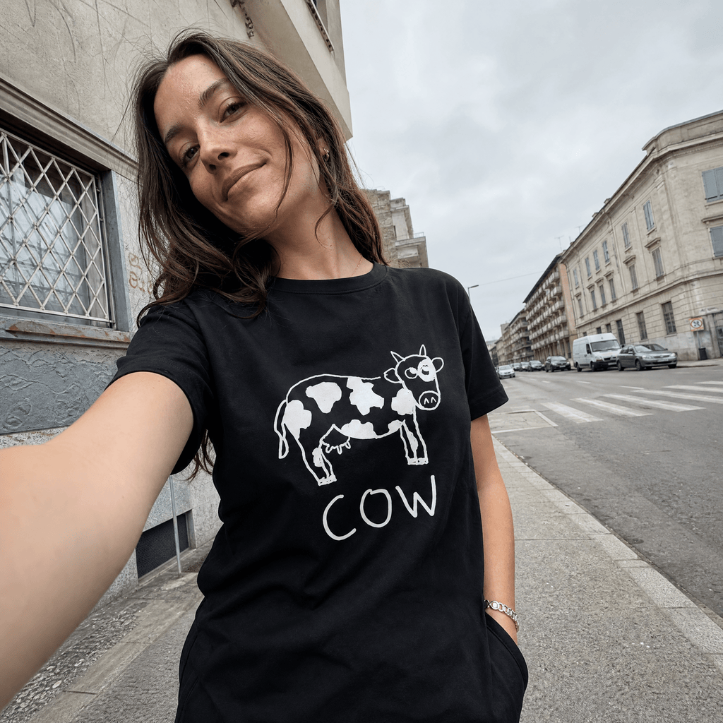 Cow - Women's Relaxed T-Shirt