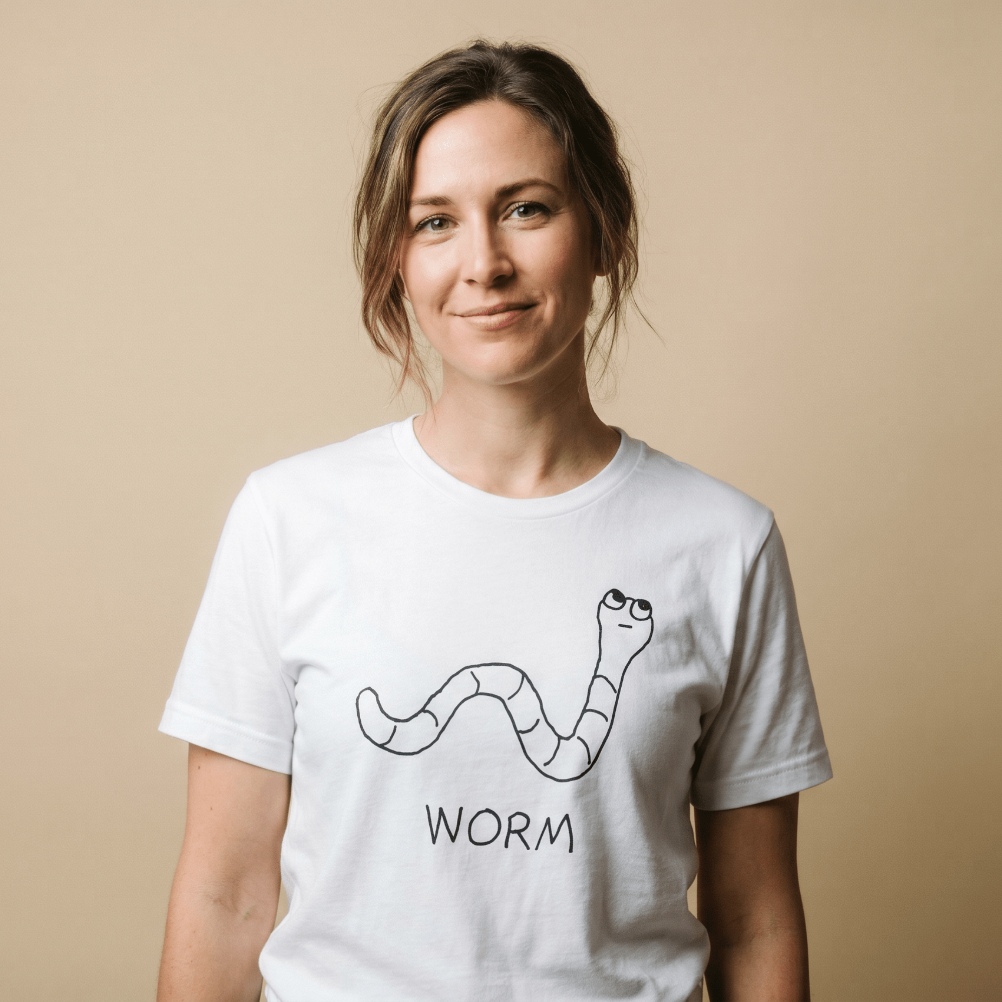 Worm - Women's Relaxed Fit T-Shirt