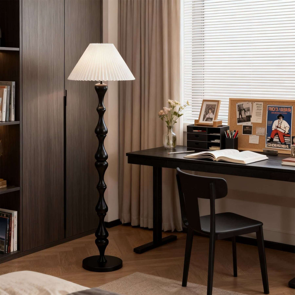 Lunor Floor Lamp