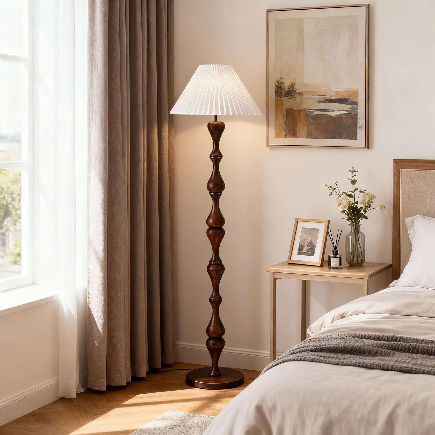 Lunor Floor Lamp