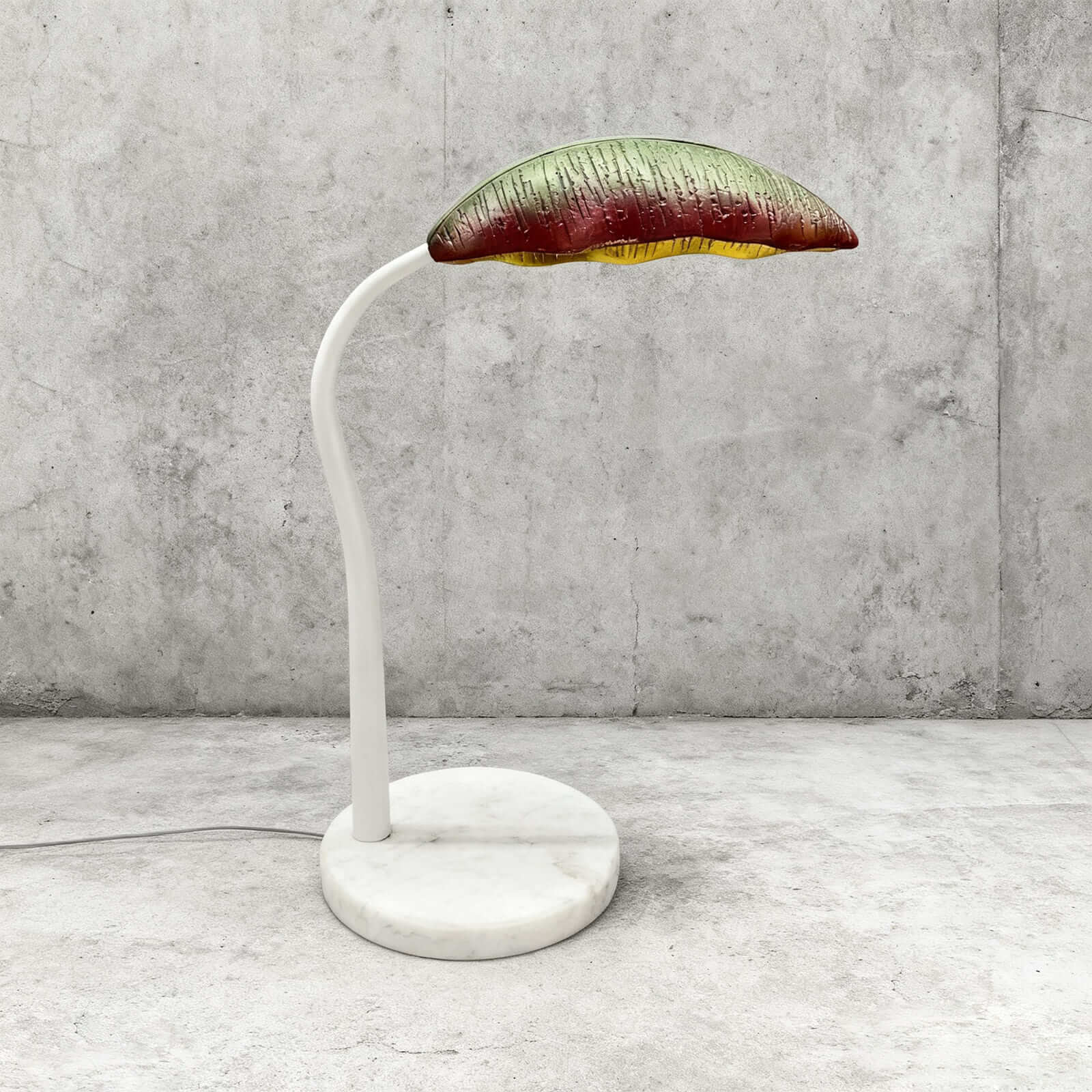 Luvomi Sculpture Table Lamp