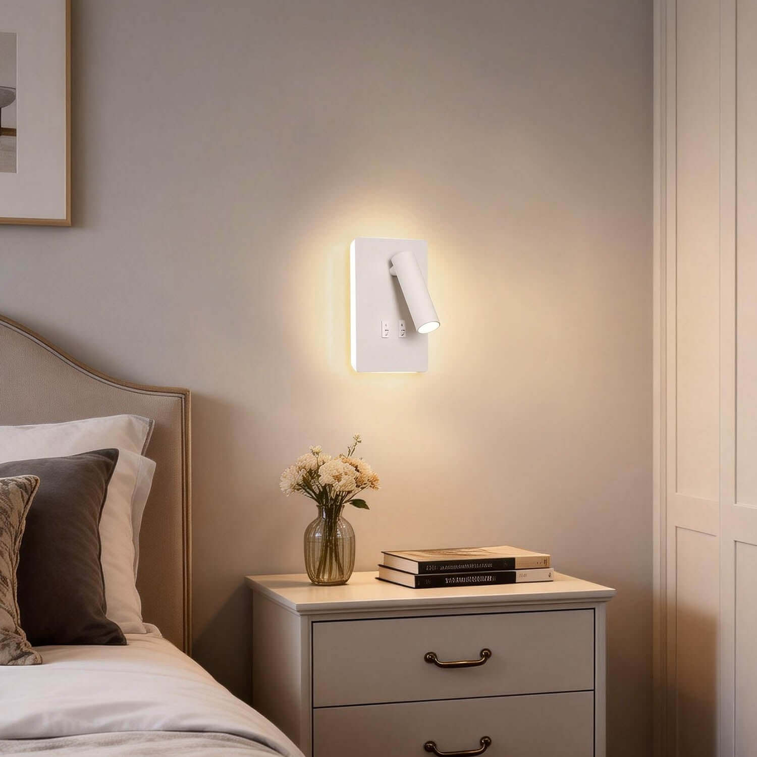 Mavix Wall Light