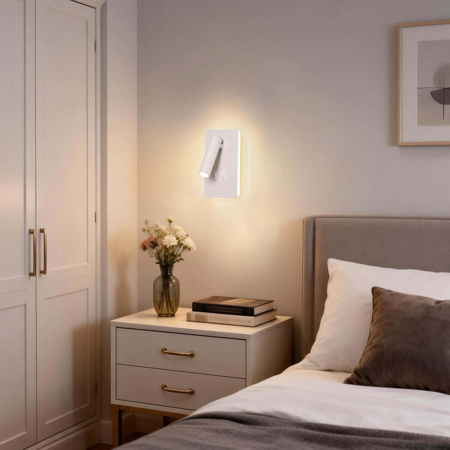 Mavix Wall Light