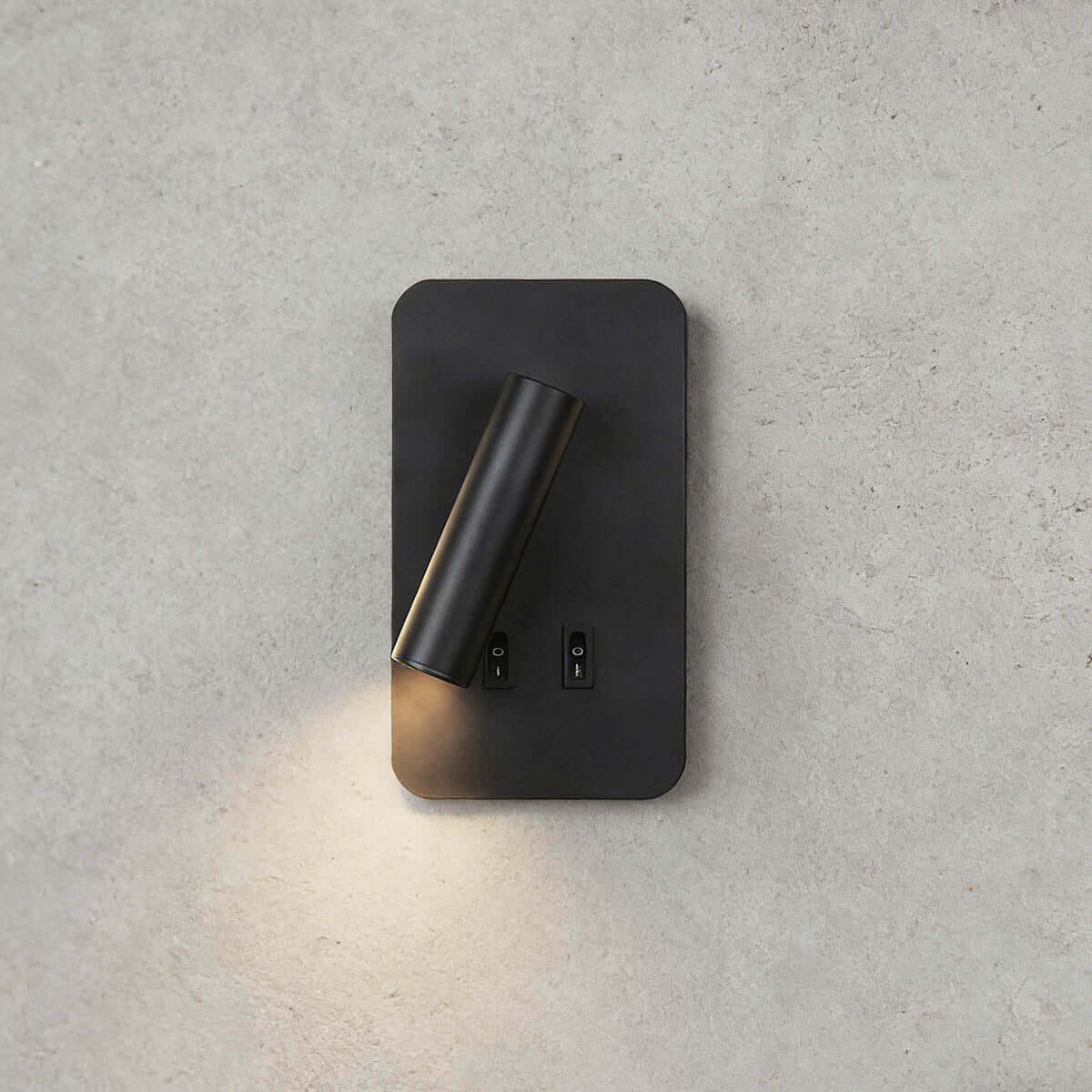 Mavix Wall Light