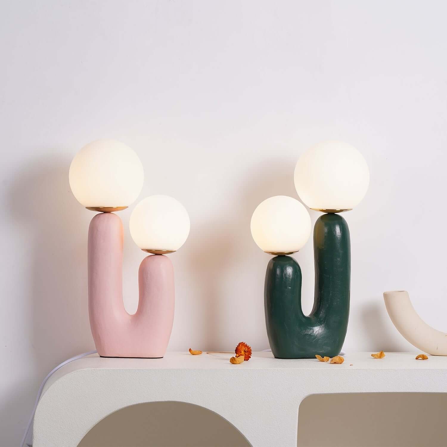 Oo Rough Table Lamp