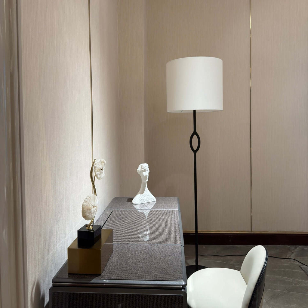 Solin Floor Lamp