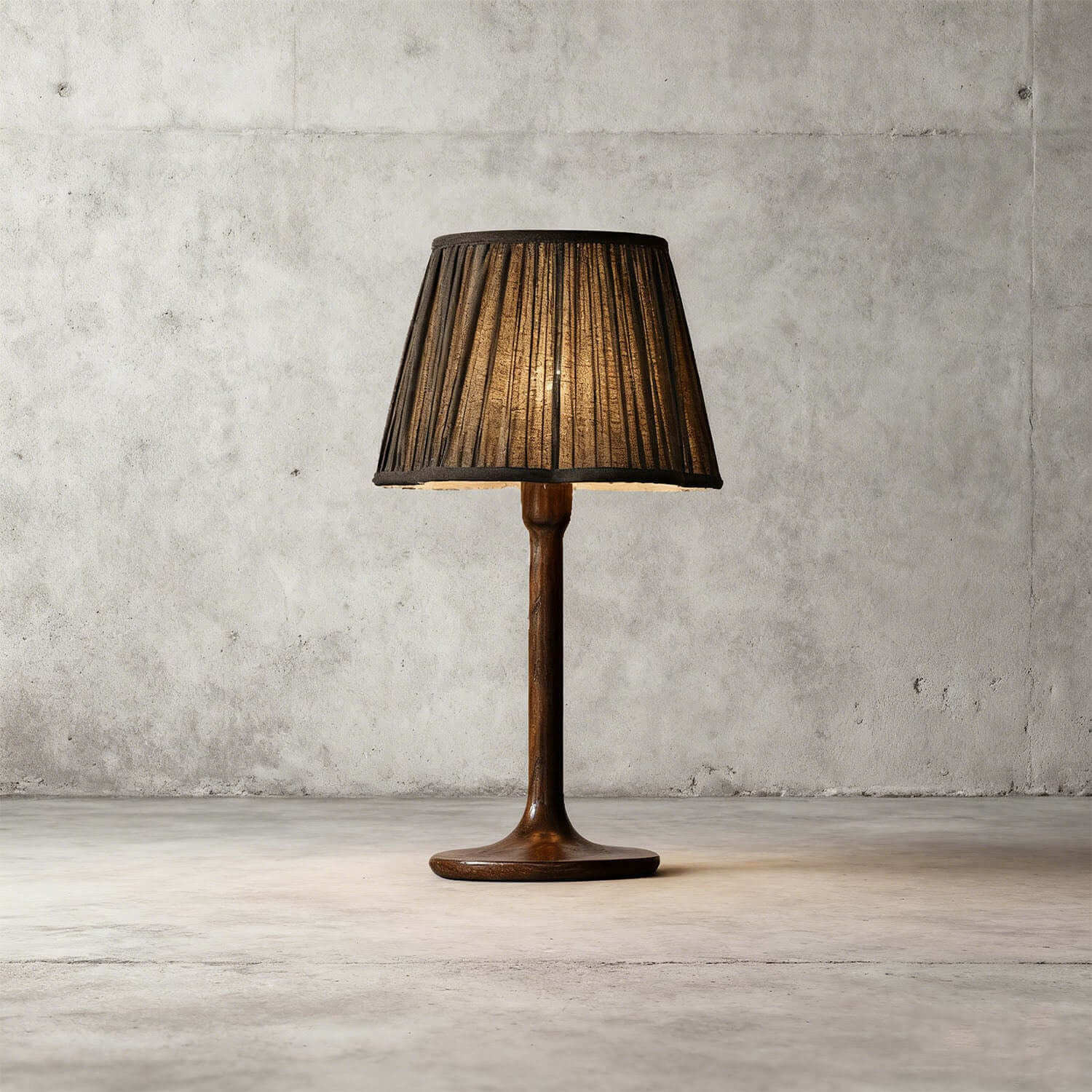 Nafira Table Lamp