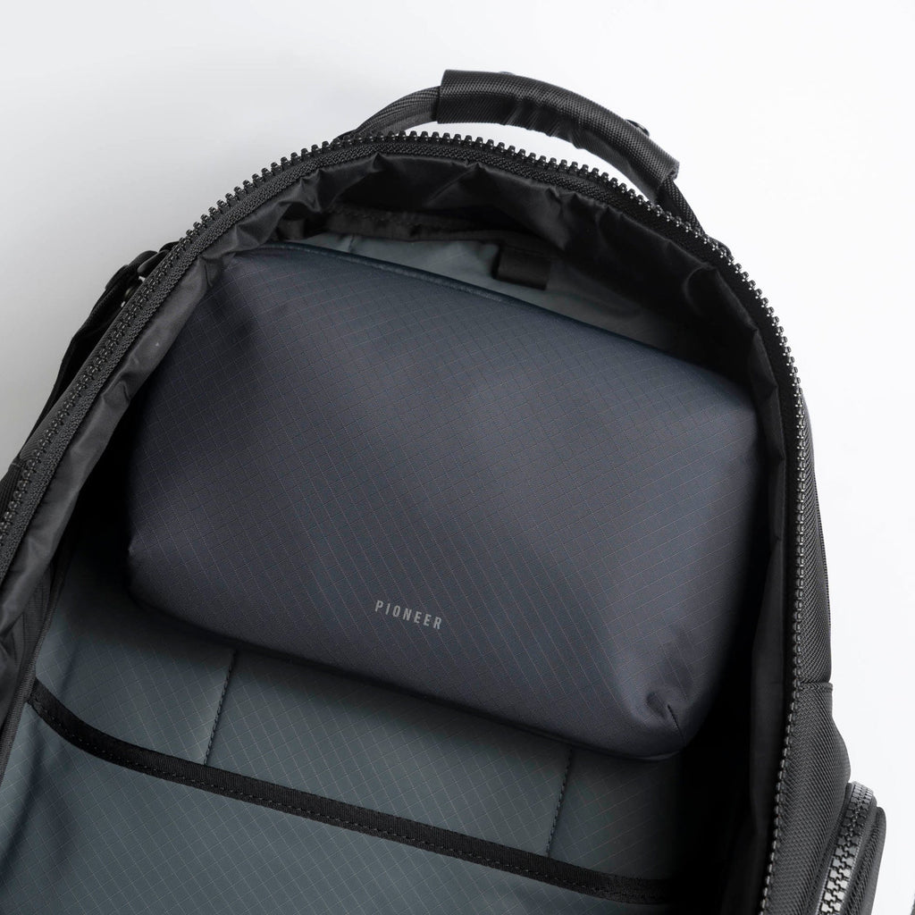 Global Pouch XL