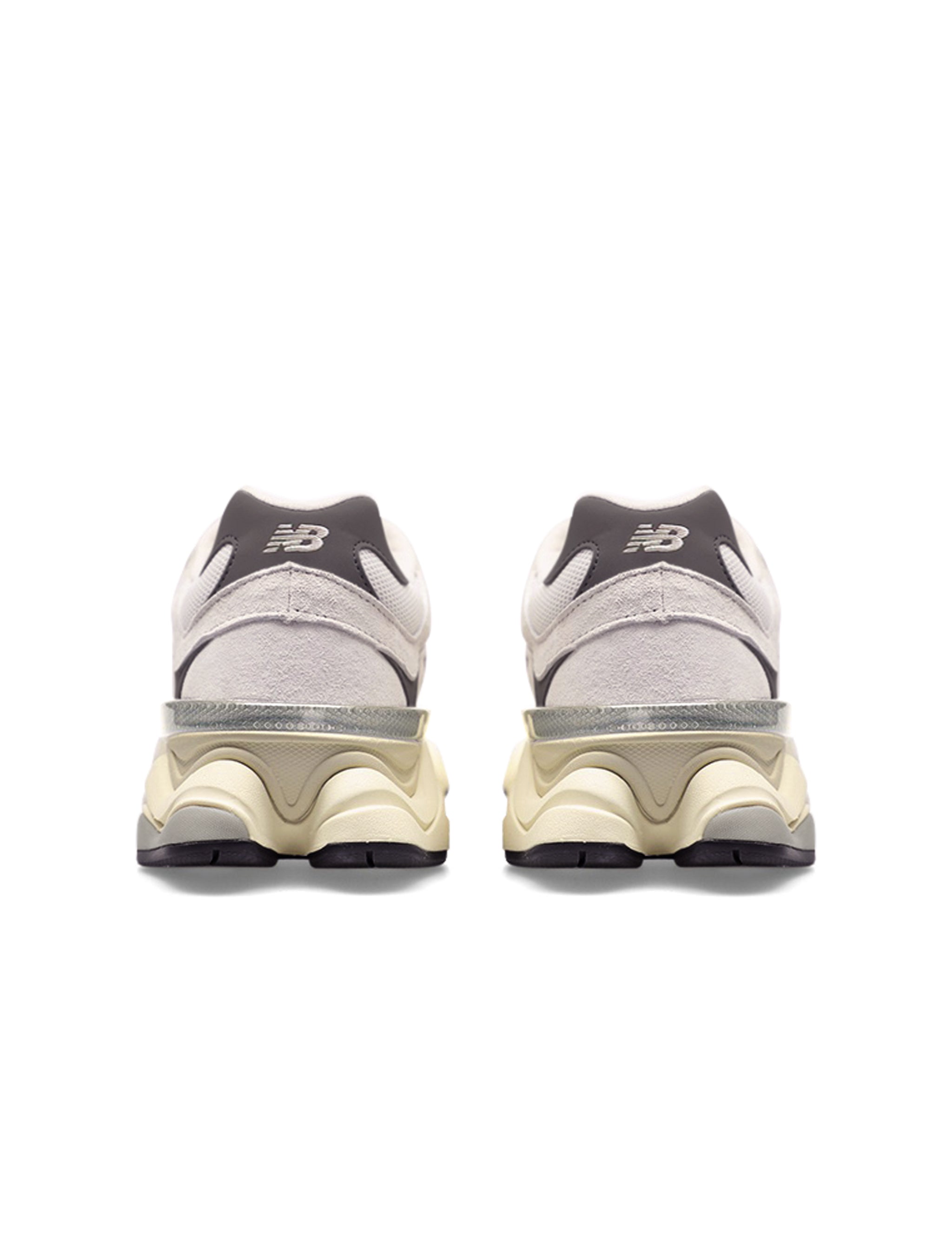 New Balance Mens 9060 Lifestyle Shoes  - White/Grey