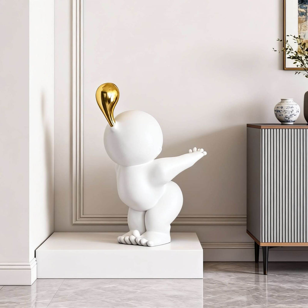 Nobiku Sculpture
