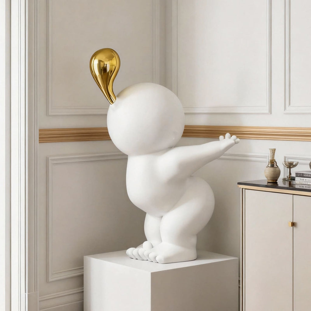 Nobiku Sculpture