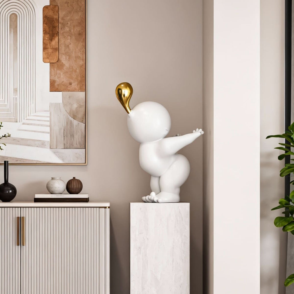 Nobiku Sculpture