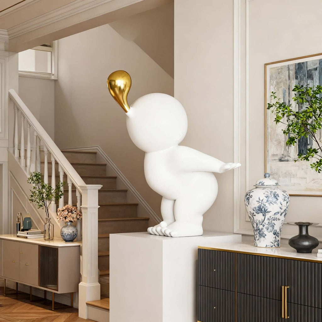 Nobiku Sculpture