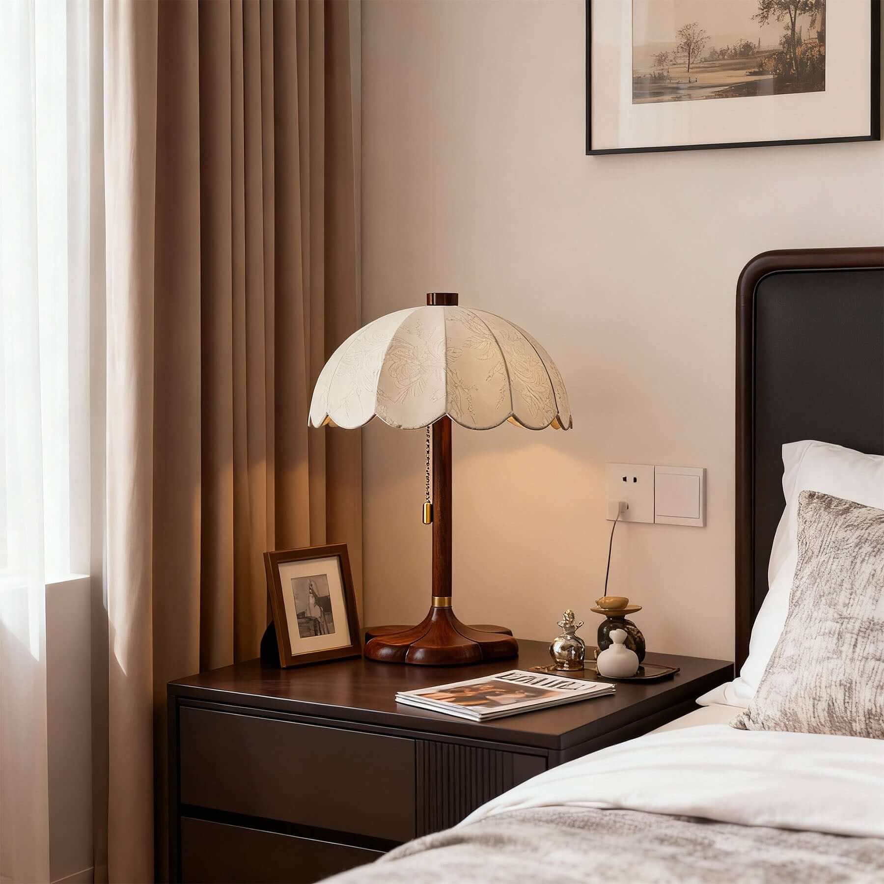 Nuvro Table Lamp