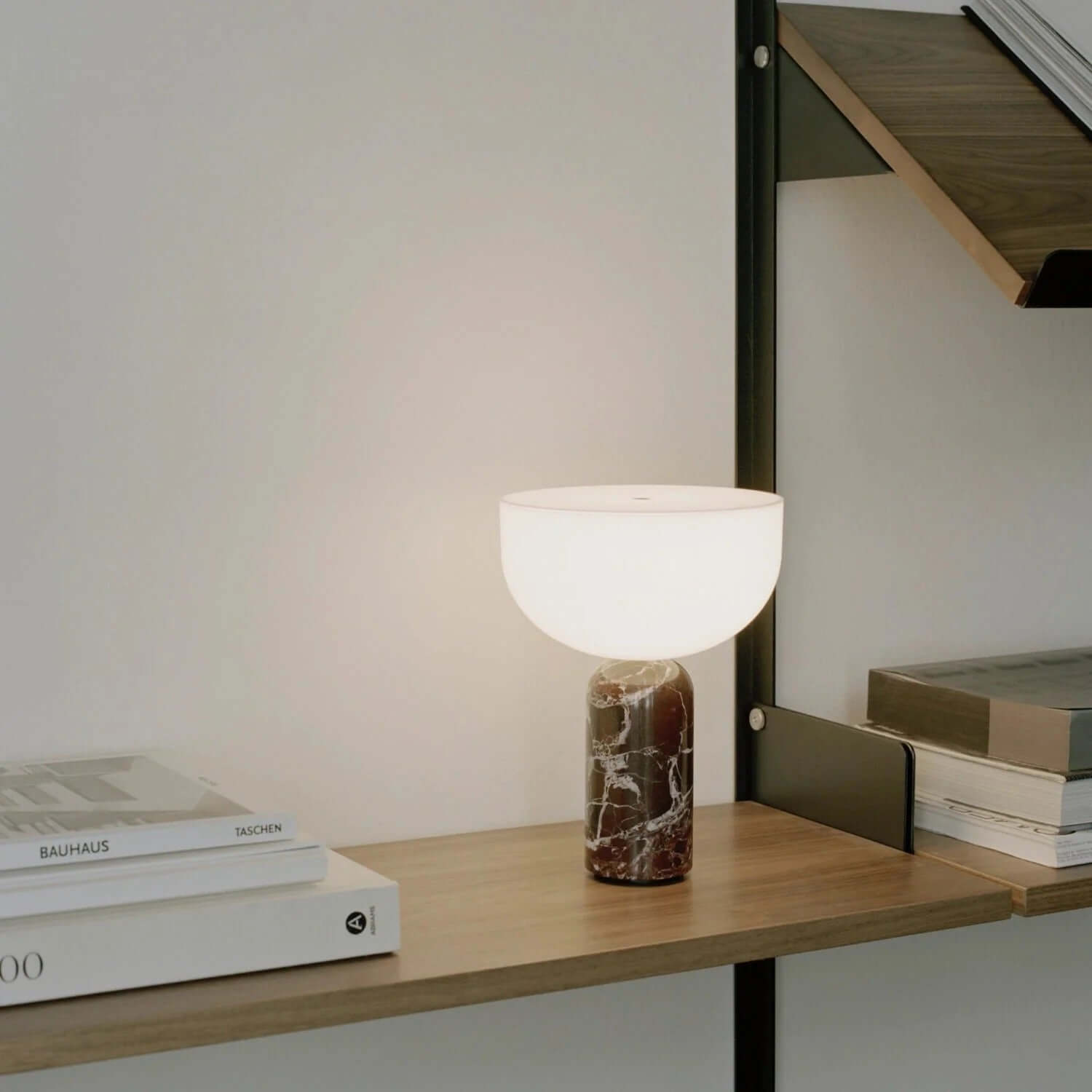 Pirelo Table Lamp