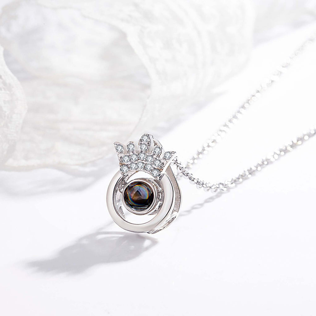 Round Crown Projection Necklace Pendant